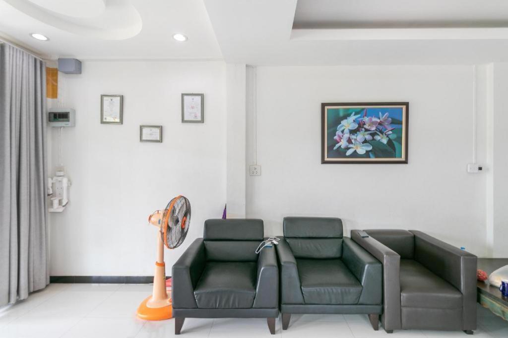 Oyo 75305 T Park Pak Chong Hotel Mu Si Luaran gambar