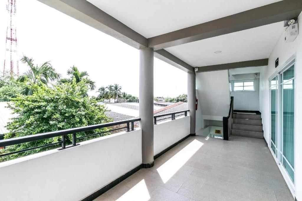 Oyo 75305 T Park Pak Chong Hotel Mu Si Luaran gambar